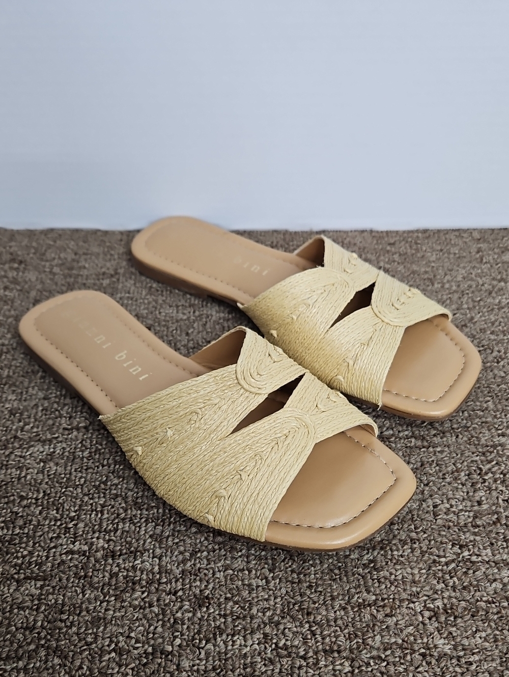 Gianni Bini Natural Woven Raffia Slides Sandals Sz 8 Womens